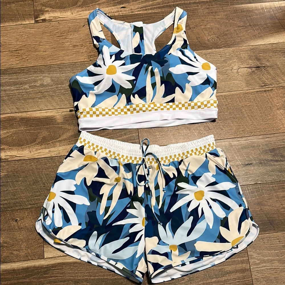 Floral Blue and White Women's Swim Set